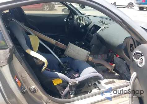 2005 Nissan 350Z Anniversary Edition z USA, uszkodzony, nr VIN JN1AZ34E25M654714